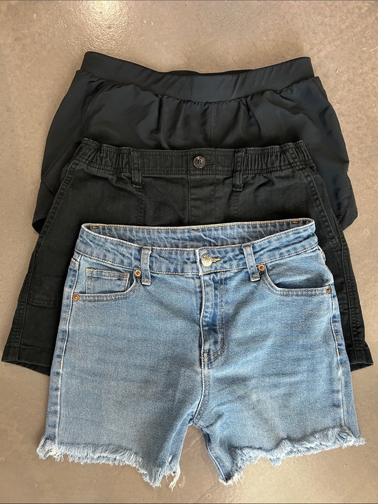 Madewell Pants - Set of 3 women’s shorts size small-Madewell, Wild Fable, Under Armour